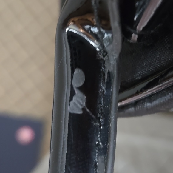 CABOODLES Black Embossed Ladies Cosmetic Bag. Like New! - Picture 16 of 16